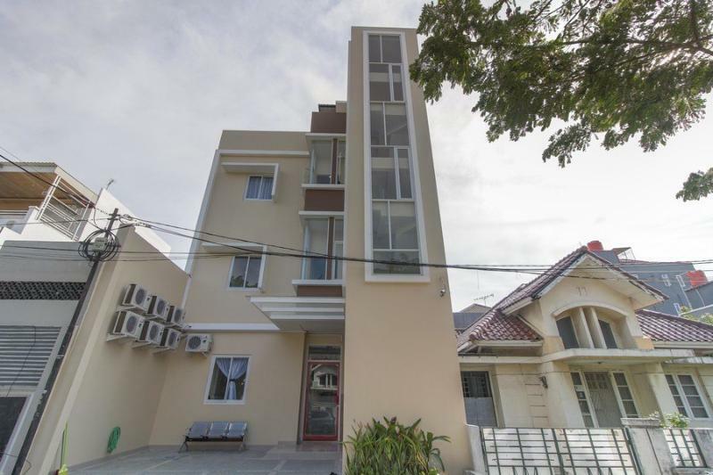 Reddoorz Near Soekarno Hatta Airport Джакарта Экстерьер фото